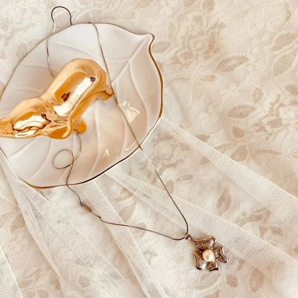 Vintage Sterling Silver & Fresh Water Pearl Floral Pendant Necklace 23" - Picture 3 of 7